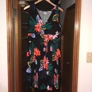 Old navy maternity sundress